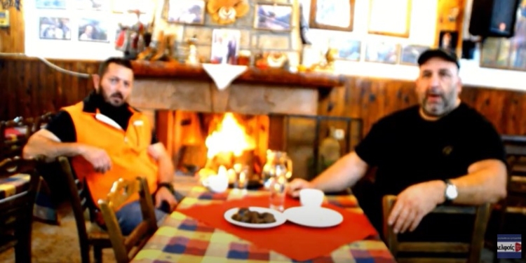 Οι Χριστουγεννιάτικοι Αη Βασίληδες του χωριού ΒΙΝΤΕΟ