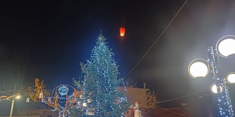 Φωταγώγηση των Χριστουγεννιάτικων Δέντρων σε Ζέλι, Ελάτεια, Αμφίκλεια και Κάτω Τιθορέα