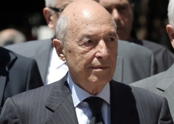 Απεβίωσε ο πρώην πρωθυπουργός Κώστας Σημίτης
