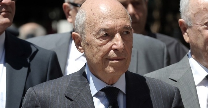 Απεβίωσε ο πρώην πρωθυπουργός Κώστας Σημίτης