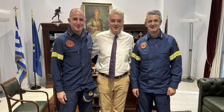 Συνάντηση του Δημάρχου Δελφών με τη νέα Διοίκηση της Πυροσβεστικής