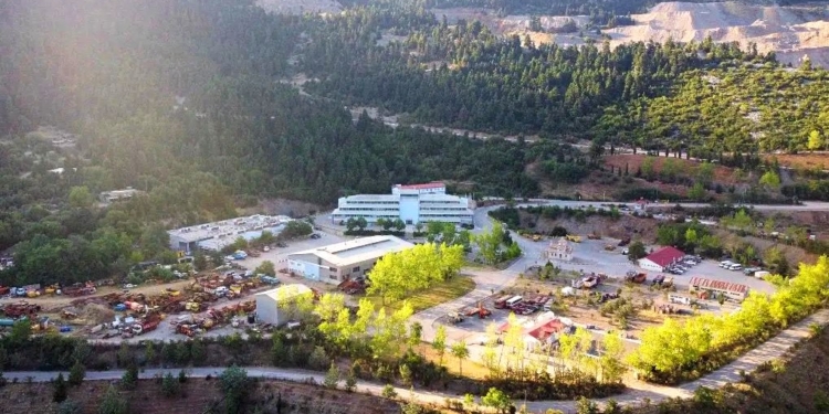Οι “Ευρωπαϊκοί Βωξίτες” ζητούν προσωπικό