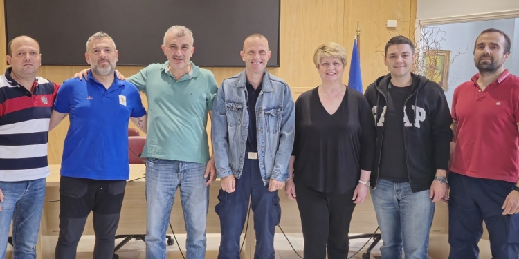 ❞𝜜𝝂𝜶𝝂𝜺𝝎𝝉𝜾𝜿ή 𝜟ύ𝝂𝜶𝝁𝜼 𝜟ή𝝁𝝄𝝊 𝜟𝜺𝝀𝝋ώ𝝂❞ – Εκλογή νέου επικεφαλής