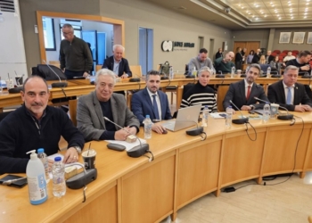 Ενωτική Περιφερειακή Κίνηση: Περιφερειάρχης με δίπλωμα… «φωτογράφου»