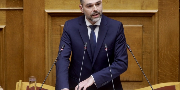 Την επαναλειτουργία του Λιμενικού Τμήματος Αρκίτσας επαναφέρει ο Γ. Σαρακιώτης στη Βουλή