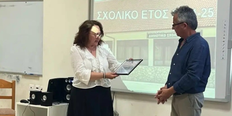 Αποχαιρετισμός στο Διευθυντή του Δ.Σ. Γραβιάς