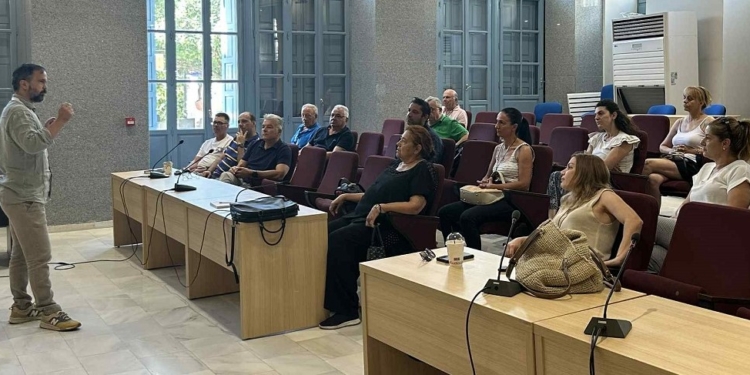 Ενημερωτική εκδήλωση στο Δήμο Δελφών για τα ζώα συντροφιάς και τις καλές πρακτικές διαχείρισής τους