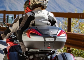 Το κράνος δεν είναι απλώς αξεσουάρ – είναι ευθύνη που σώζει ζωές.