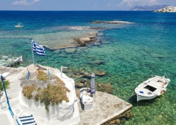 Κίμωλος – Οι ήσυχες παραλίες ενός αυθεντικού κυκλαδίτικου παραδείσου