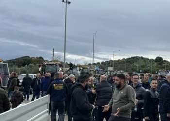 Αγρότες προχωρούν σε κλιμάκωση κινητοποιήσεων – Συντονισμένες δράσεις σε όλη τη χώρα