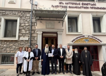 Ο Περιφερειάρχης Φάνης Σπανός κοντά στους φιλοξενούμενους κοινωνικών δομών της Στερεάς