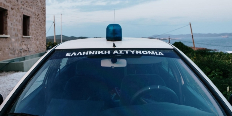 Άμεση σύλληψη στον Άγιο Κωνσταντίνο για προσβολή γενετήσιας αξιοπρέπειας