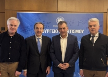 Αναβαθμίζονται οι αθλητικές εγκαταστάσεις της Κοινότητας Δελφών