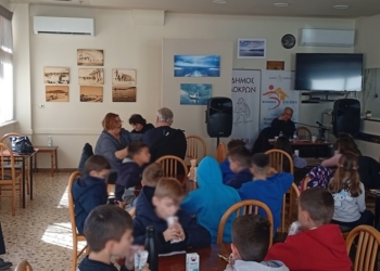 Επίσκεψη μαθητών στα ΚΑΠΗ Μαλεσίνας και Αταλάντης του Δήμου Λοκρών