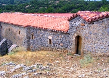  Ιερά Μονή του Προφήτη Ηλία Κάρκαρη Ζελίου Δήμου Αμφίκλειας Ελάτειας