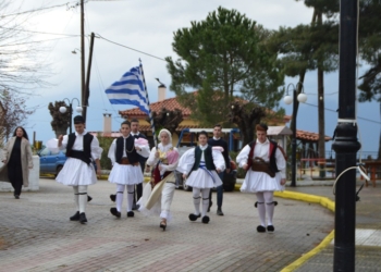 ΞΥΛΙΚΟΙ: Μια Παρέλαση 53 Χρόνια Μετά – Τιμή στην Ιστορία, Μνήμη και Περηφάνια ΦΩΤΟ & ΒΙΝΤΕΟ