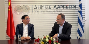 Επίσκεψη του Πρέσβη της Λαϊκής Δημοκρατίας της Κίνας στον Δήμο Λαμιέων