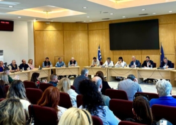 Στο Δημοτικό Συμβούλιο Δ. Δελφών ο Περιφερειάρχης κ. Φάνης Σπανός