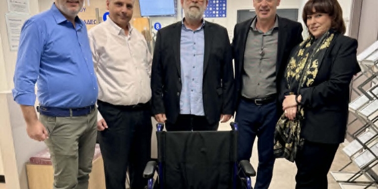 Δωρεά ανθρωπιάς για την προσβασιμότητα στο ΚΕΠ Λιβαδειά