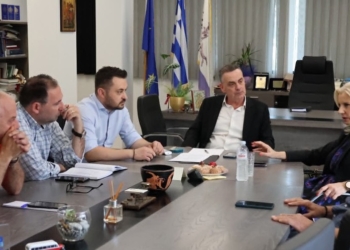 Αναπτυξιακά έργα στο τραπέζι της συνάντησης Καραμάνη – Καραλαριώτου
