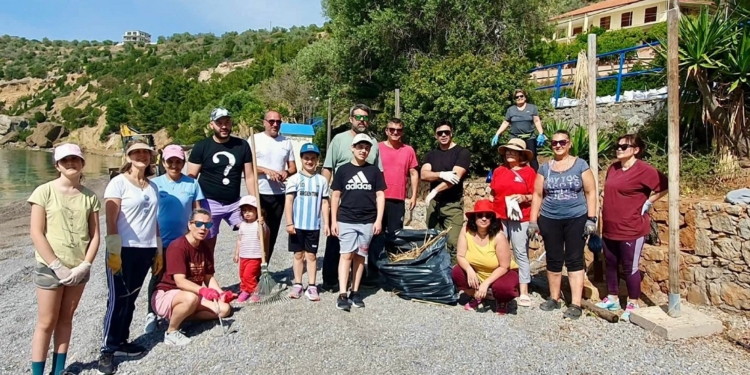 Εθελοντική δράση με αγάπη για τον τόπο – Ευχαριστίες για τον καθαρισμό της παραλίας Αγίου Ισιδώρου