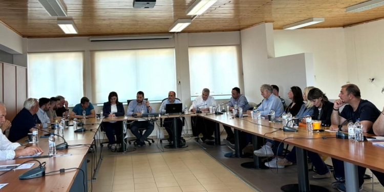Στο δημοτικό συμβούλιο Αμφίκλειας – Ελάτειας ο περιφερειάρχης Στερεάς Ελλάδας Φάνης Σπανός