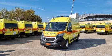 17 καινούργια ασθενοφόρα για Κέντρα Υγείας της Στερεάς Ελλάδας