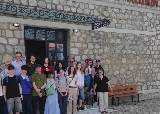 Επανεξοπλισμός της Γερμανίας πριν αποζημιώσει για τα 228 θύματα των ναζί στο Δίστομο;