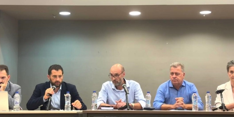 Ομόφωνα η εκλογή νέου Προεδρείου του Περιφερειακού Συμβουλίου Στερεάς