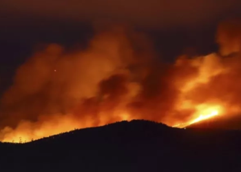 Πύρινος εφιάλτης σε Γαλλία και Ισπανία – Πάνω από 250.000 άνθρωποι εγκατέλειψαν τα σπίτια τους