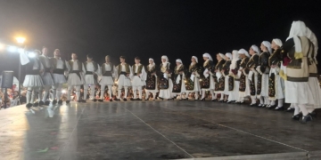 «Γιορτή Πίτας» του Πολιτιστικού Συλλόγου Μαλεσίνας στην παραλία του Θεολόγου Δήμου Λοκρών
