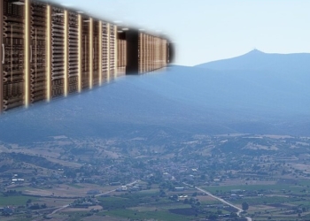 Λέτε να μας προκύψει καμιά επένδυση για data center στο οροπέδιο του Εξάρχου;