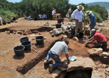 Η «Οδύσσεια» του Νόλαν  «φέρνει» τον Οδυσσέα στον …Παρνασσό και στο …Καστρούλι Δεσφίνας