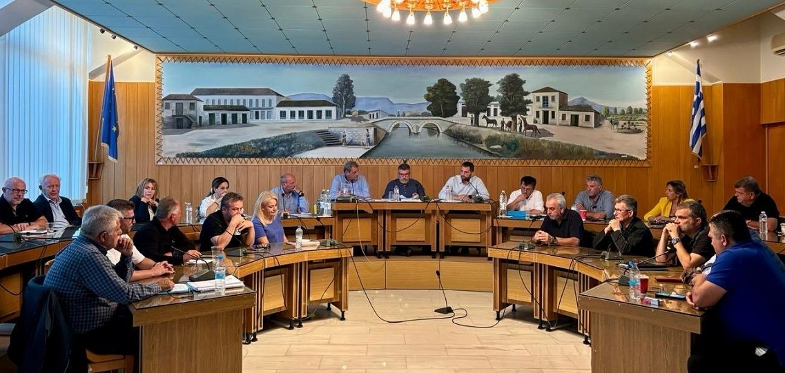 Στο Δημοτικό Συμβούλιο Ορχομενού ο περιφερειάρχης στερεάς Φάνης Σπανός