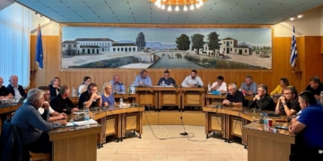 Στο Δημοτικό Συμβούλιο Ορχομενού ο περιφερειάρχης στερεάς Φάνης Σπανός