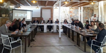 Στα Τριζόνια η συνεδρίαση του Διοικητικού Συμβουλίου της ΠΕΔ Στερεάς Ελλάδας
